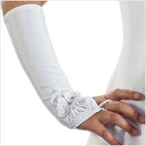 Communion gloves