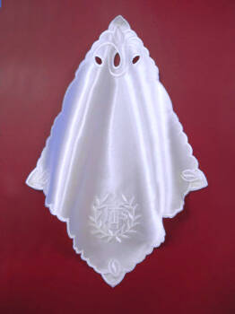 3.2.12.B  First communion handkerchief