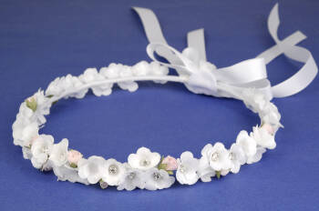 6.4./712 Communion wreath made of small flowers 