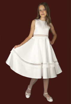 P523/1 Short dress made of ECRU satin