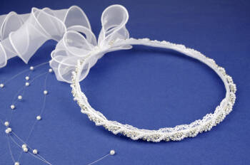 6.4./747 Communion wreath with rhinestones and pearls