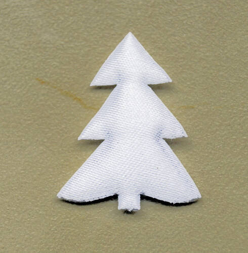 A158(100) Satin Christmas tree