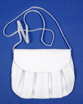 6.2.70/S  White communion bag with pleats