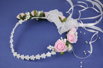 6.4./238 Communion wreath with pearl flowers