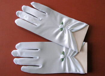 6.3.3./32Z  Short communion gloves 