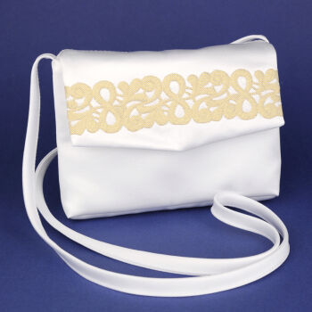 6.2.107.  Torebka komunijna ze złotym ornamentem