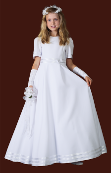 S115/T/S  Communion dress with satin trias