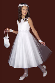 E274/T Short communion dress with guipure leaves and tulle