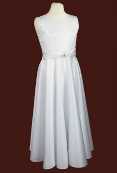 S157 Skromna sukienka komunijna