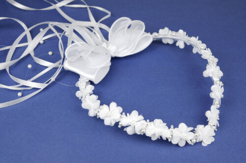 6.4./240 Biały wianek komunijny w szpic